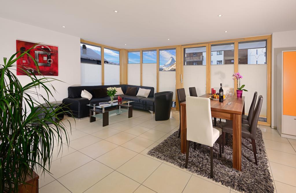 צרמט Ferienwohnung Haus Achilles חדר תמונה