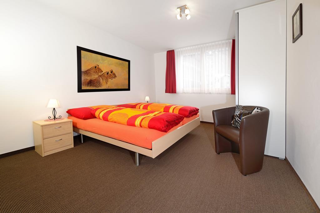 צרמט Ferienwohnung Haus Achilles חדר תמונה